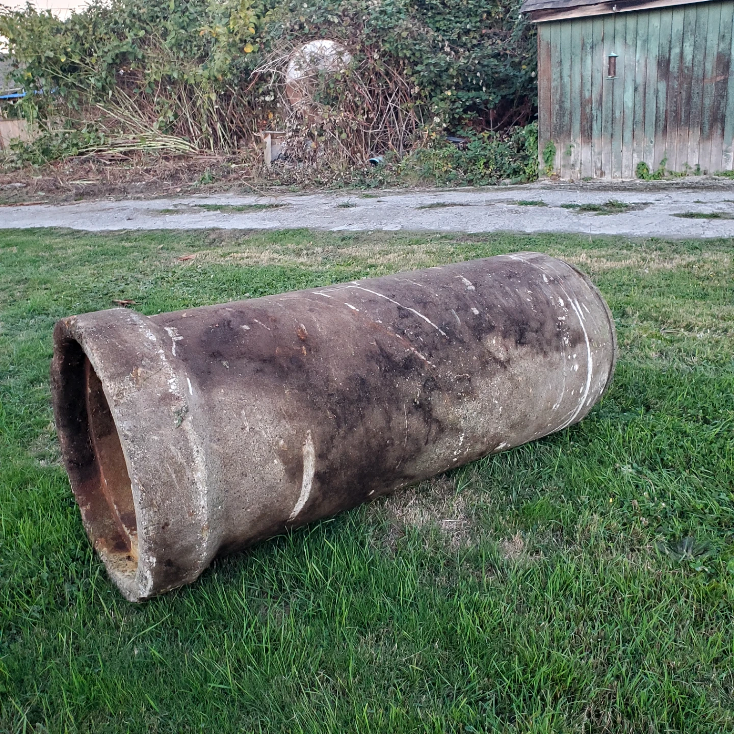 Large Concrete Drainage Pipe