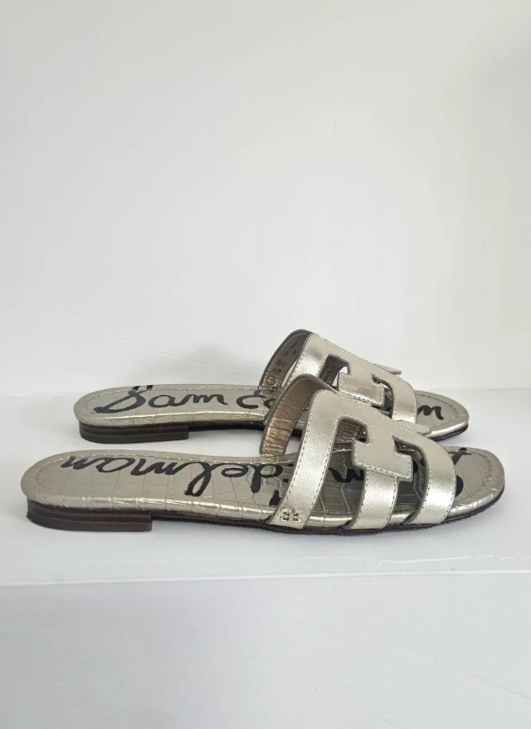 Sam Edelman Bay Gold Faux Leather Slide Sandals Women's Size 7.5 - photo 2
