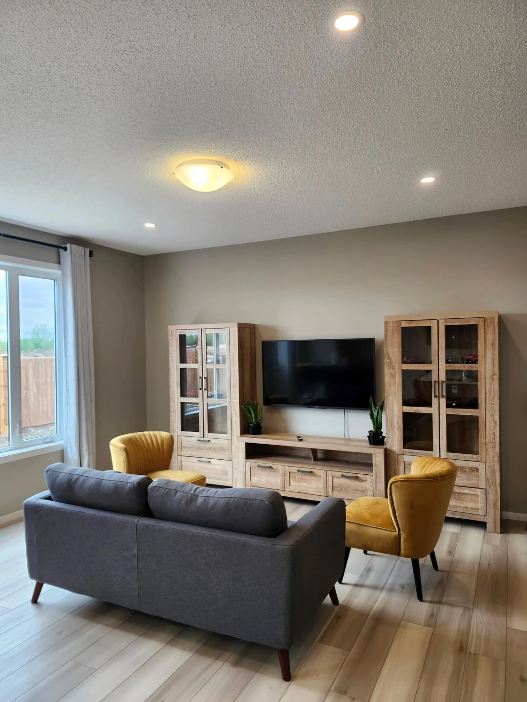 Private Bedroom for rental - photo 4