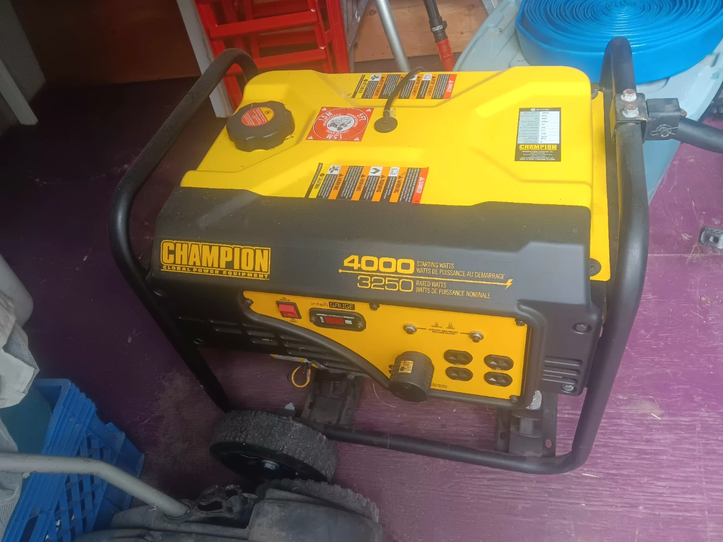 Champion 4000W Dual Fuel Portable Generator - photo 5