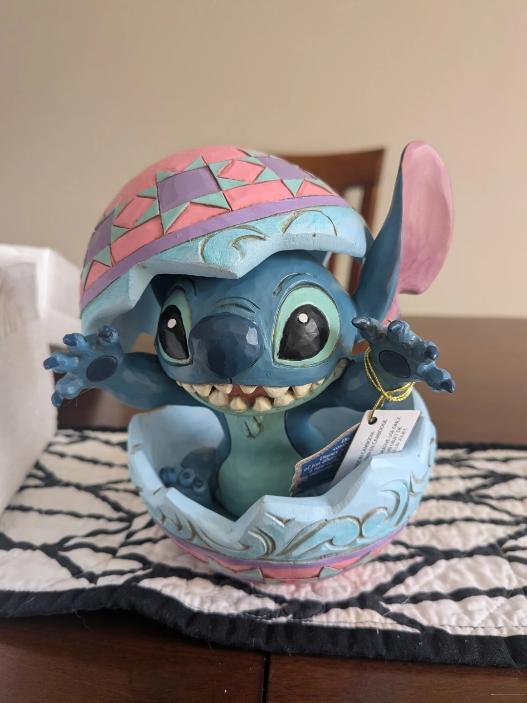 Jim Shore Disney Traditions Stitch in Egg Figure - photo 2
