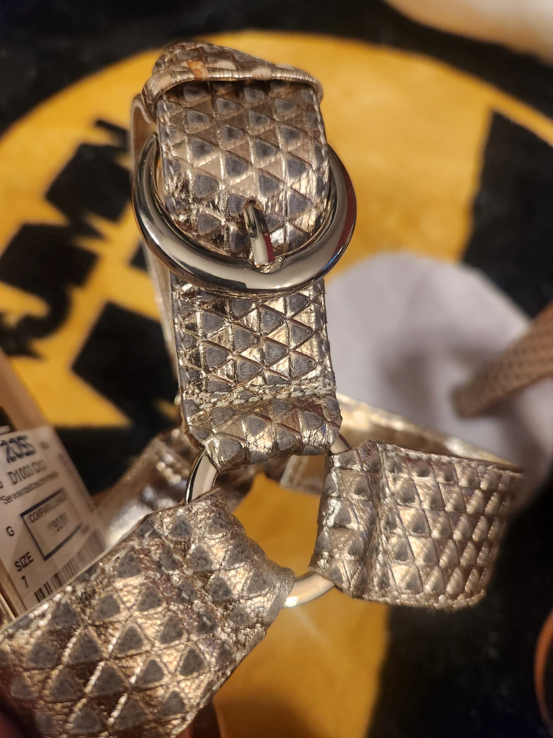 Karl Lagerfeld NWT 7 Metallic Gold Snakeskin Cieone Sandal - photo 5
