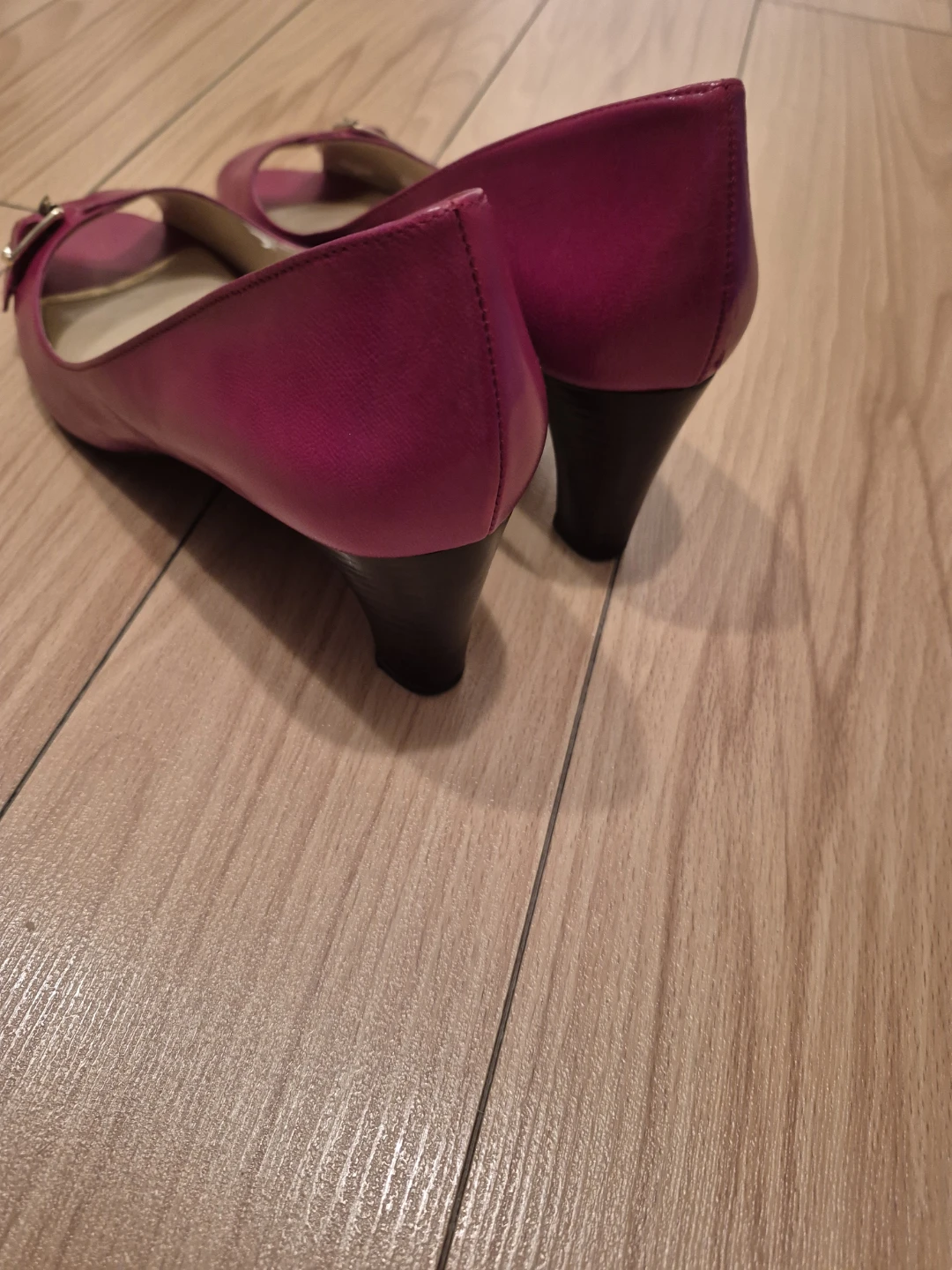 Lauren Ralph Lauren Pink Peep-Toe Heels Size 9B - photo 2