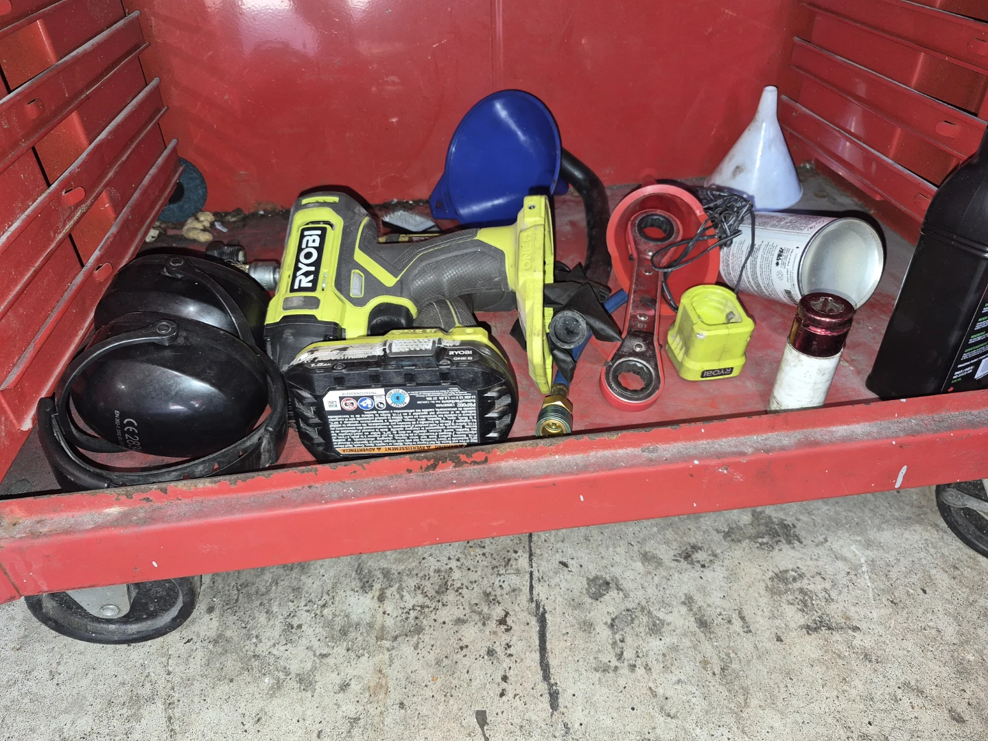 Mastercraft Rolling Tool Cabinet and Chest - photo 4