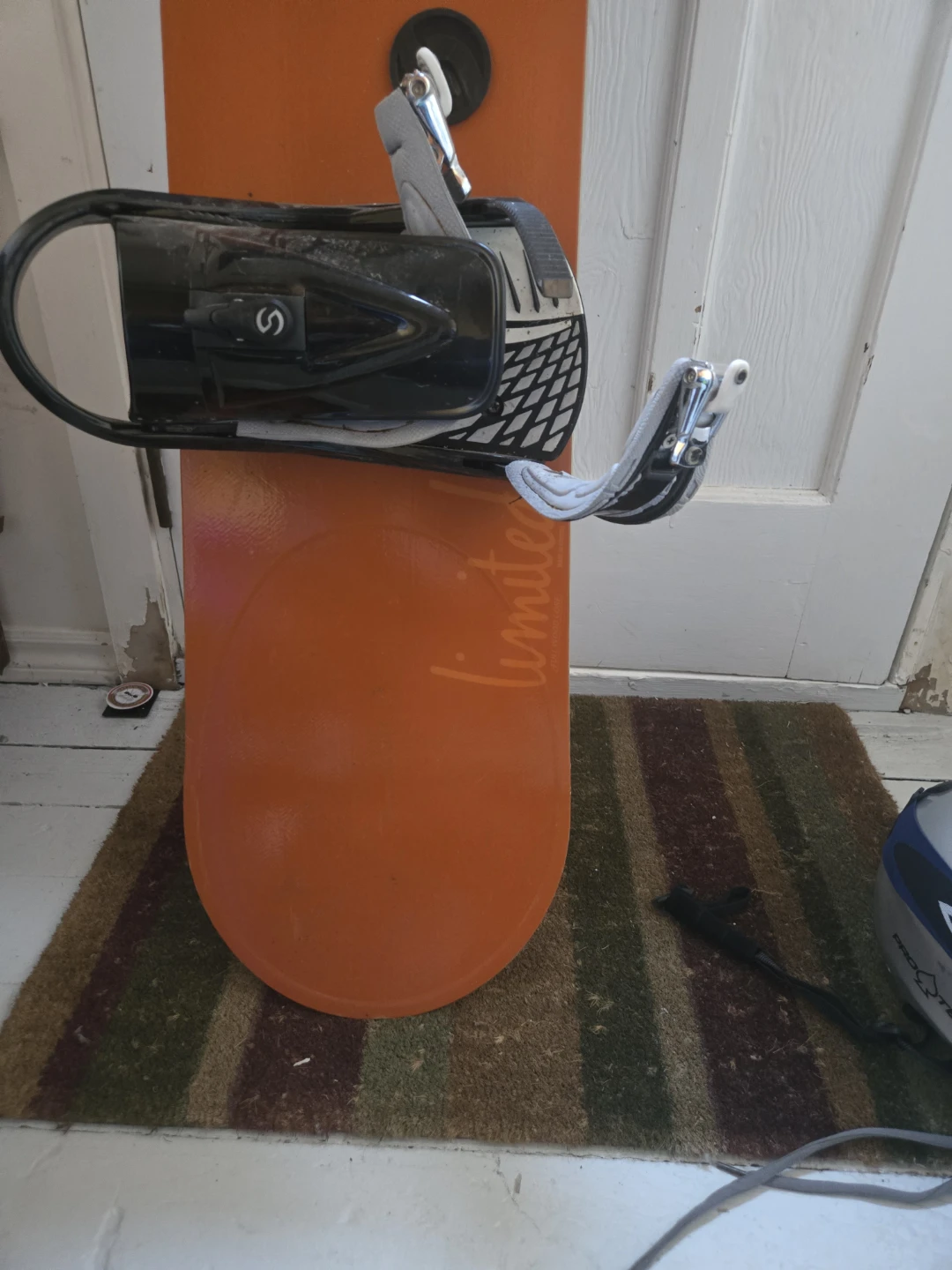 Limited Snowboard Set with Boots, Helmet, and Goggles - photo 3