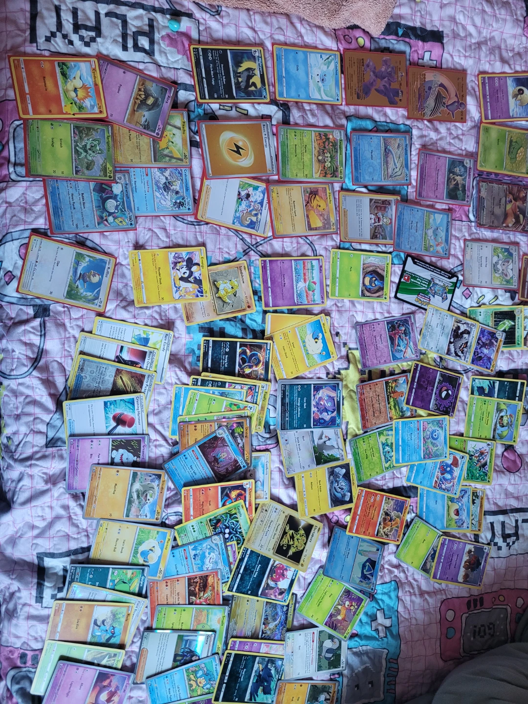 100+ pokemon cards