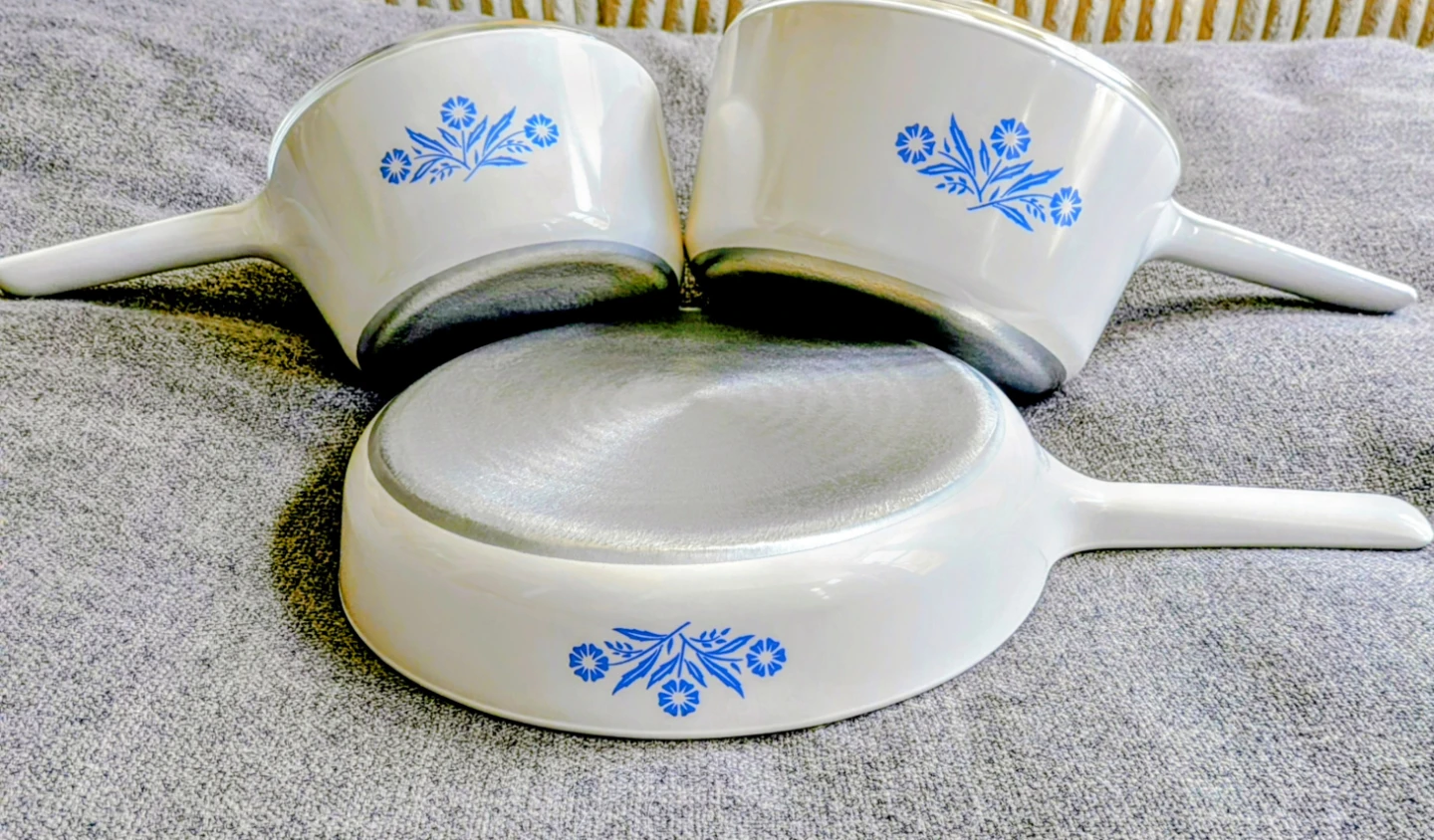 Vintage Corning Ware Rangestoppers