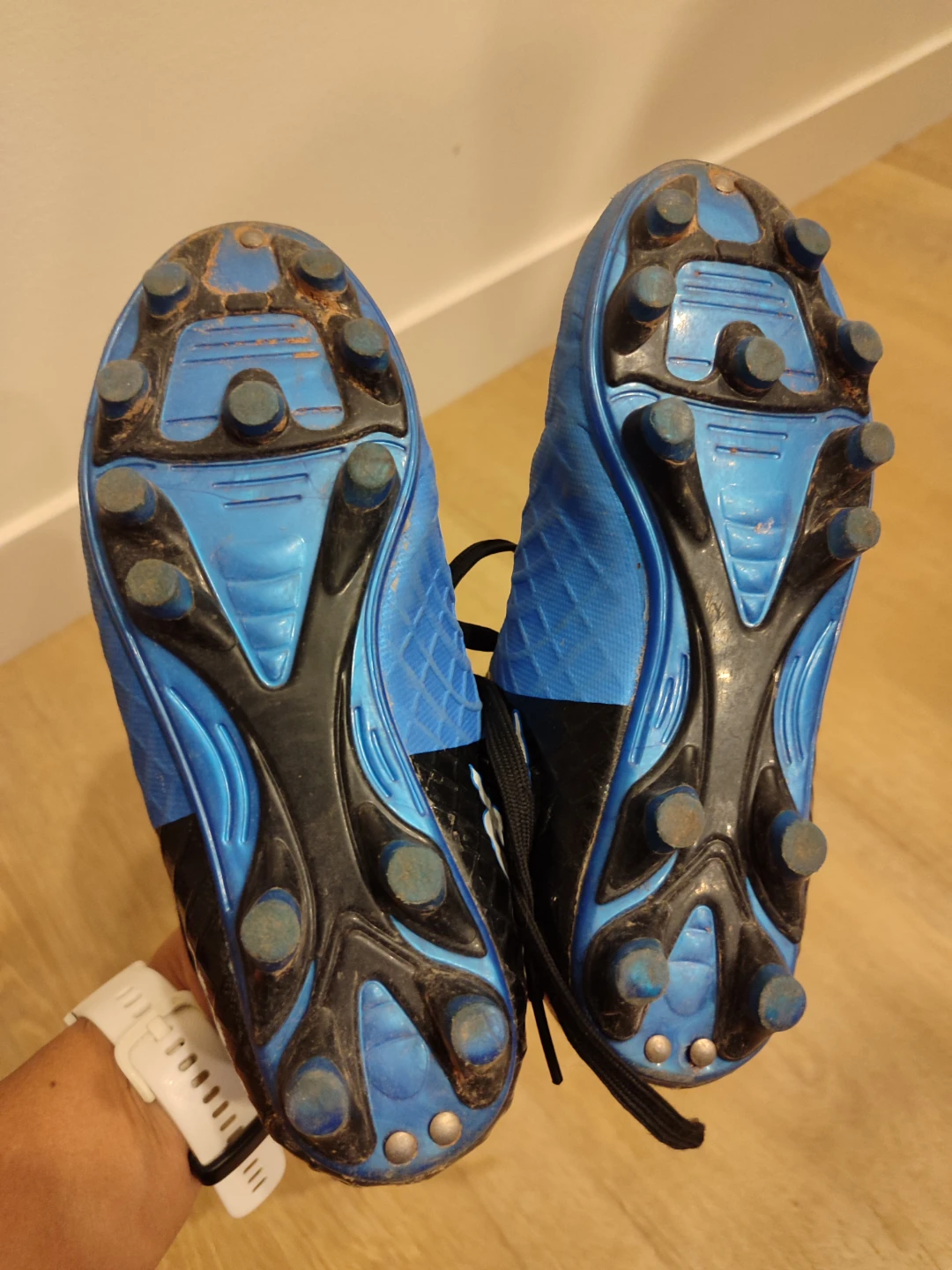 Eletto Youth Soccer Cleats Blue Size 2 - photo 3
