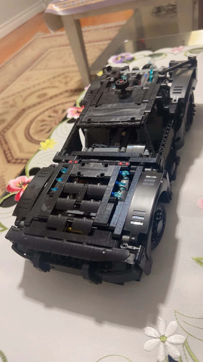 LEGO Technic The Batman - Batmobile 42127