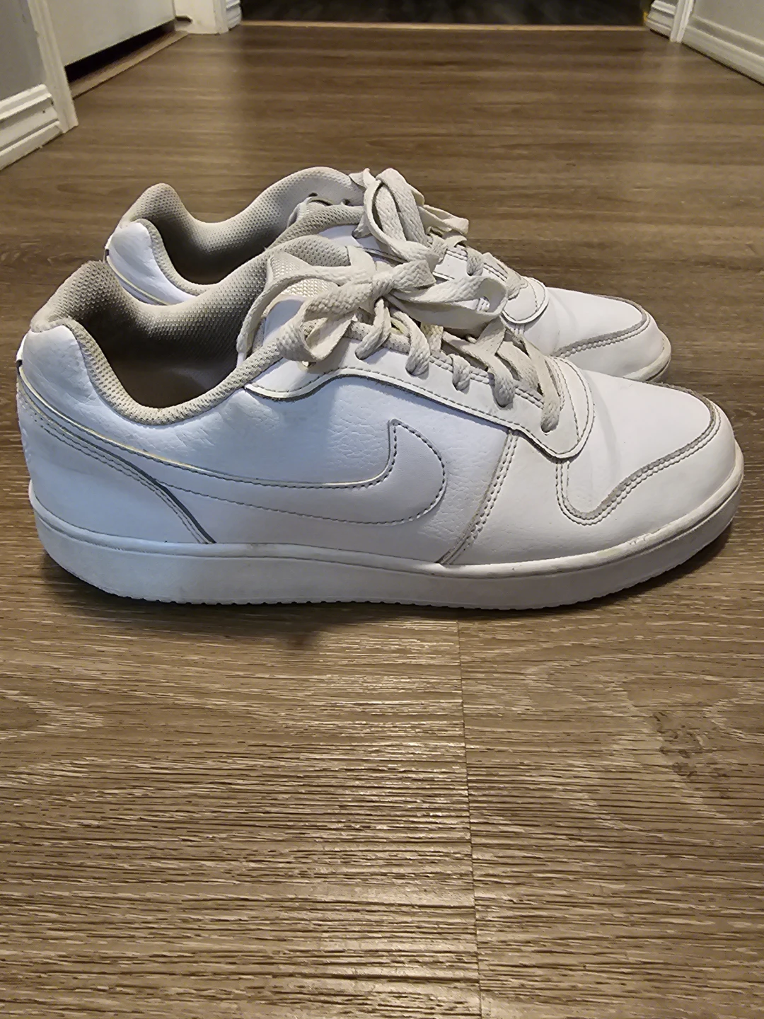 White Nike Sneakers