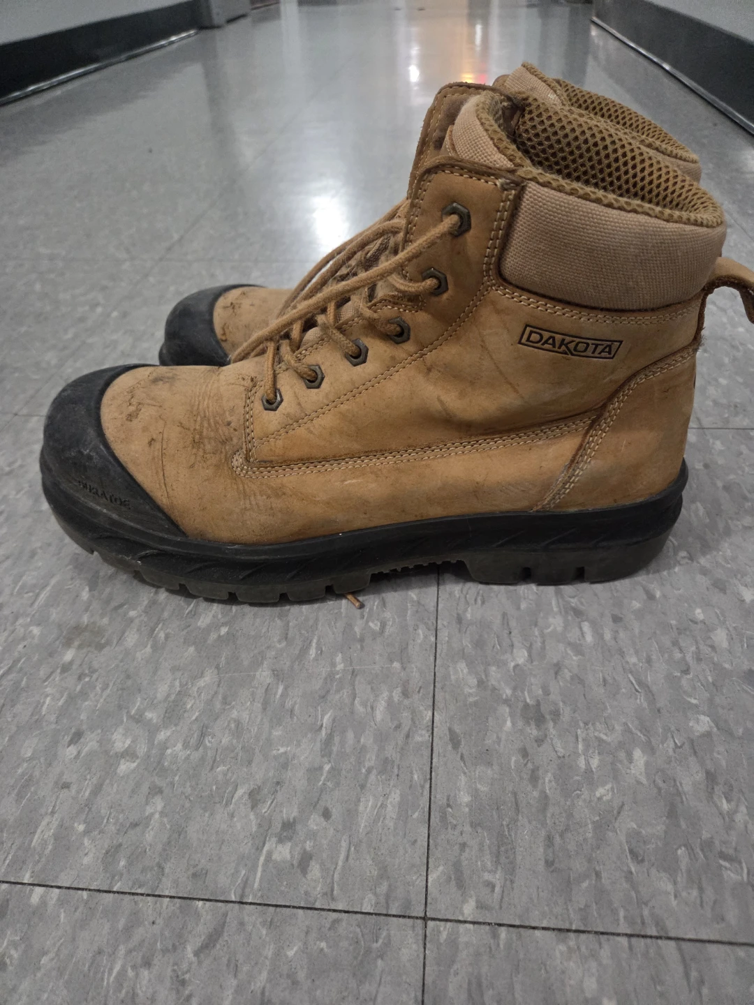 Dakota Classic Work Boots - Size 12M