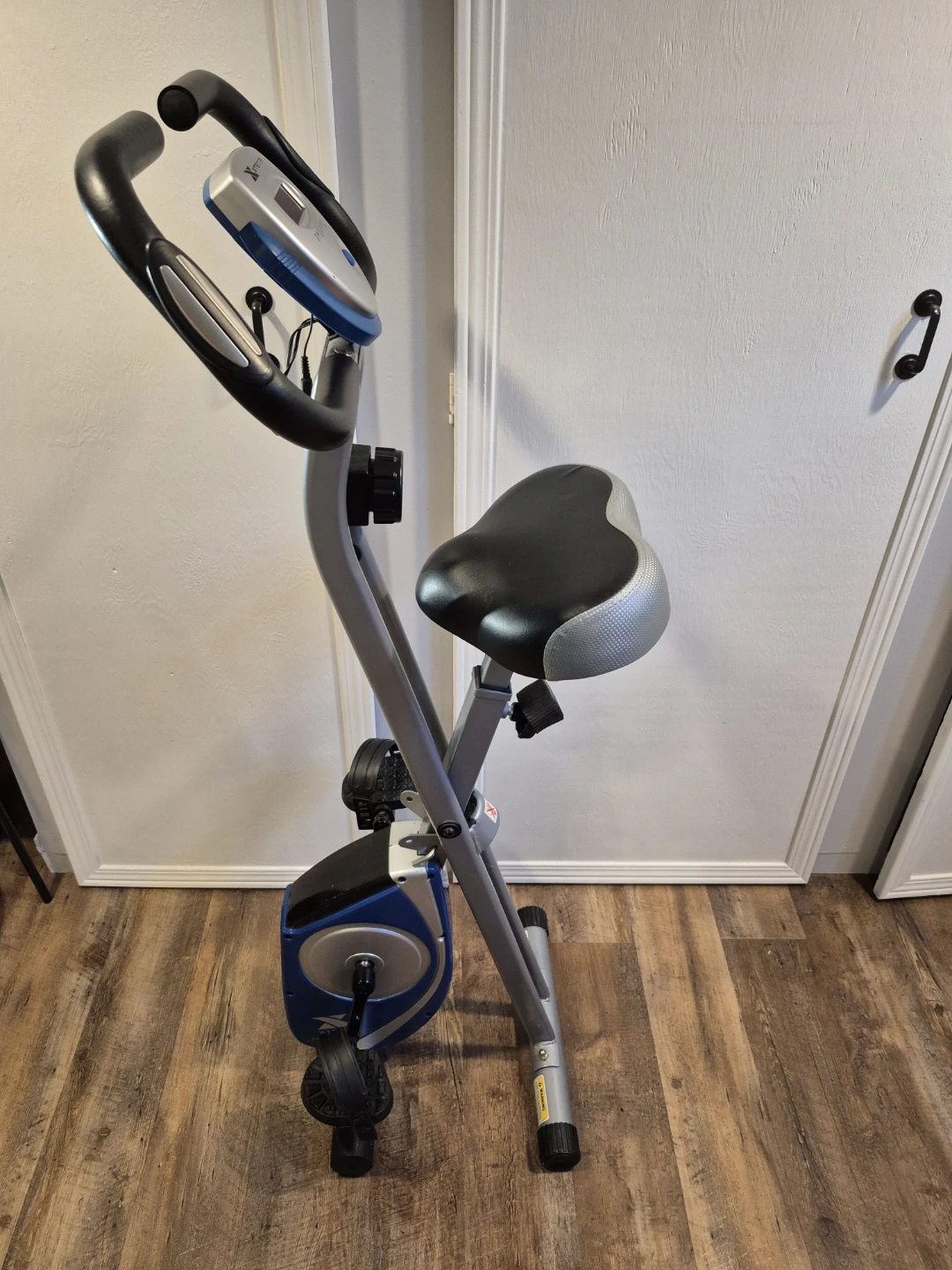 Folding Exercise Bike (Xterra FB150)