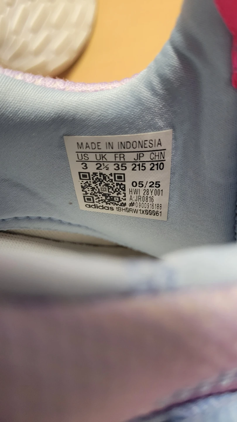 Adidas Cloudfoam sneakers in pink and blue size 3 - photo 5