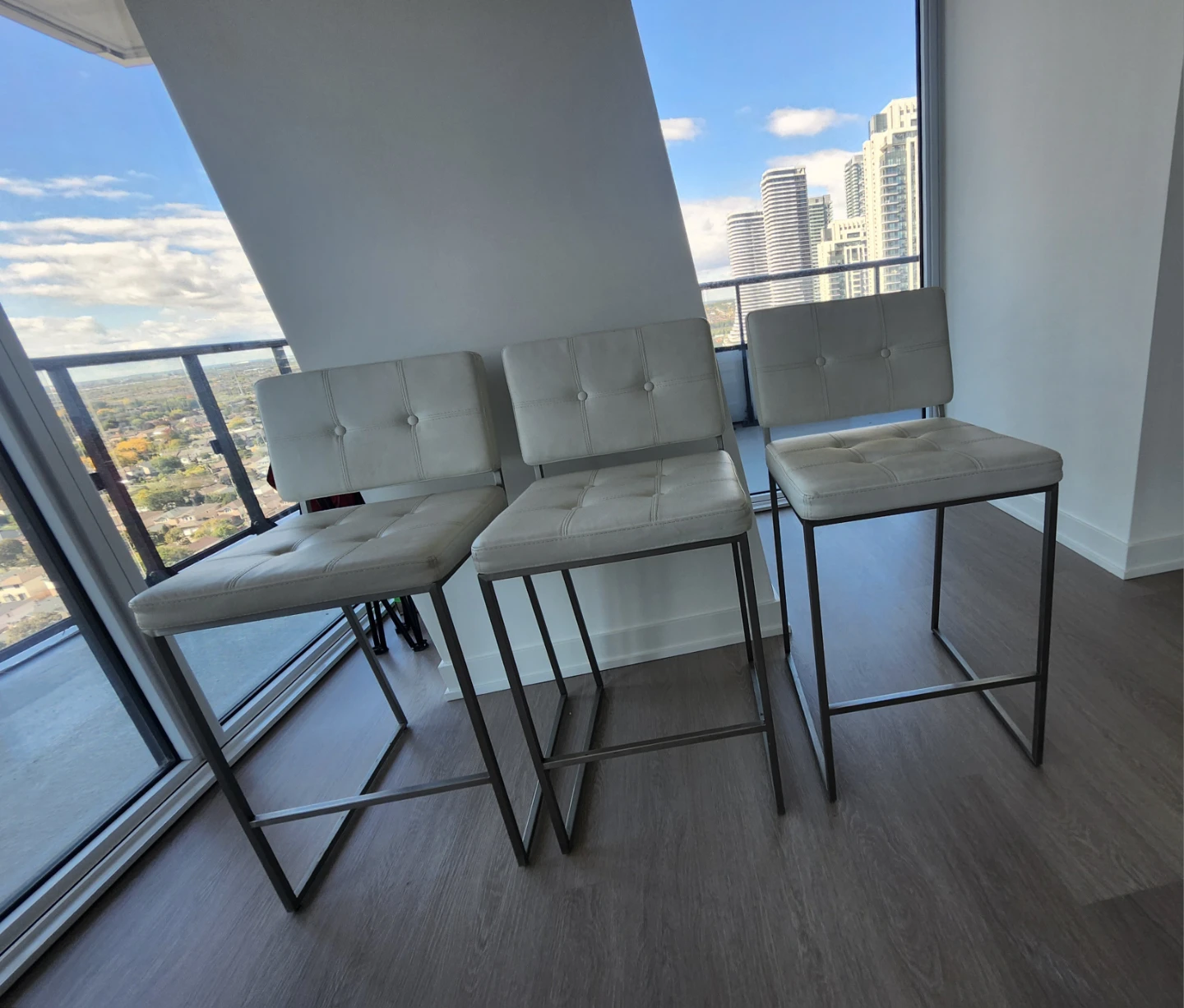 Set of 3 Structube Bar Stools