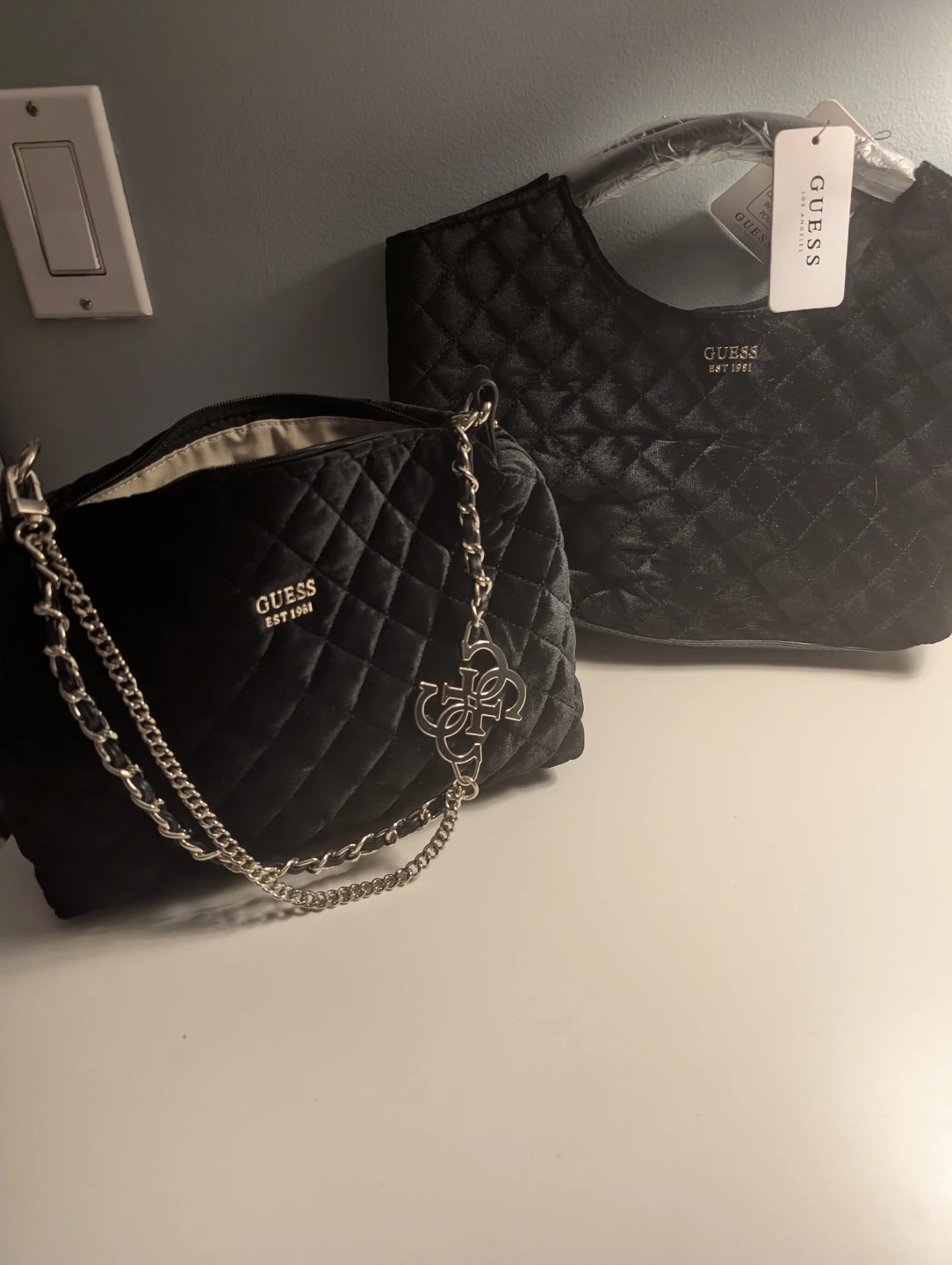Guess Quilted Handbag - photo 3