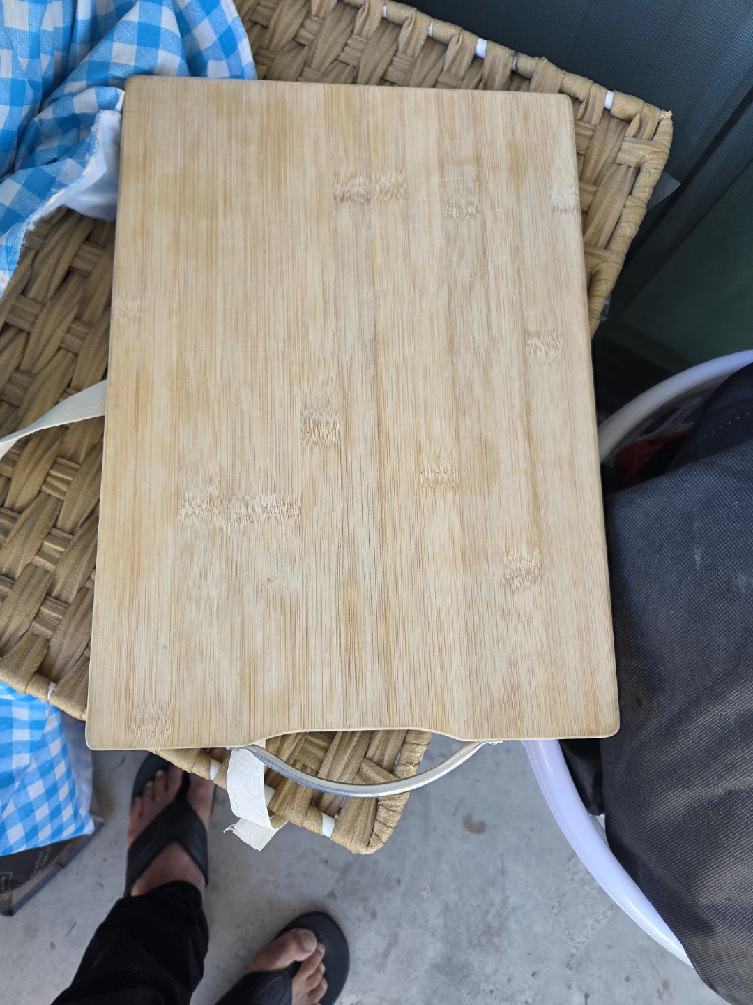 Bamboo Cutting Board with Metal Handle - photo 4