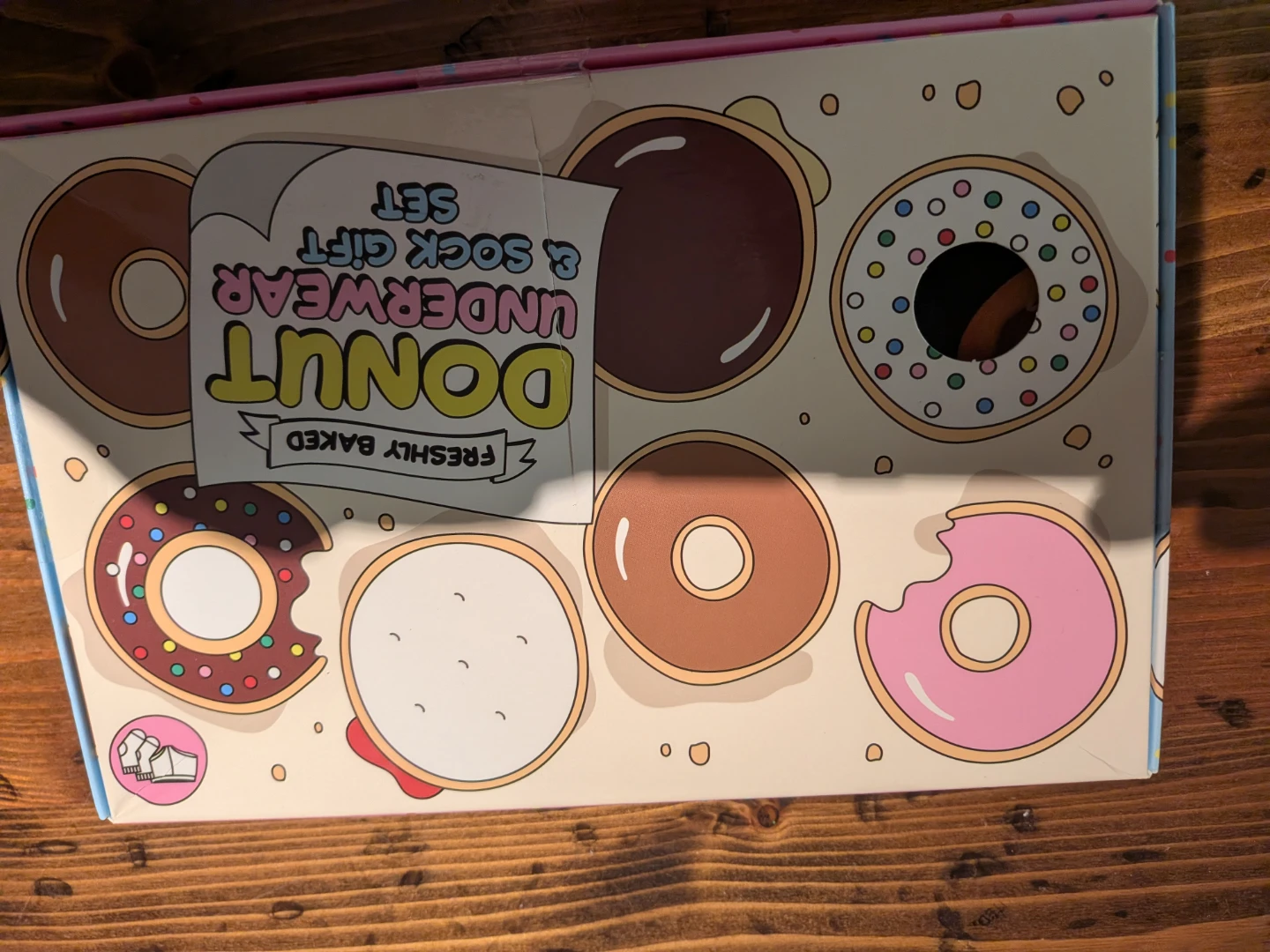 Main and Local Donut Underwear & Sock Gift Set