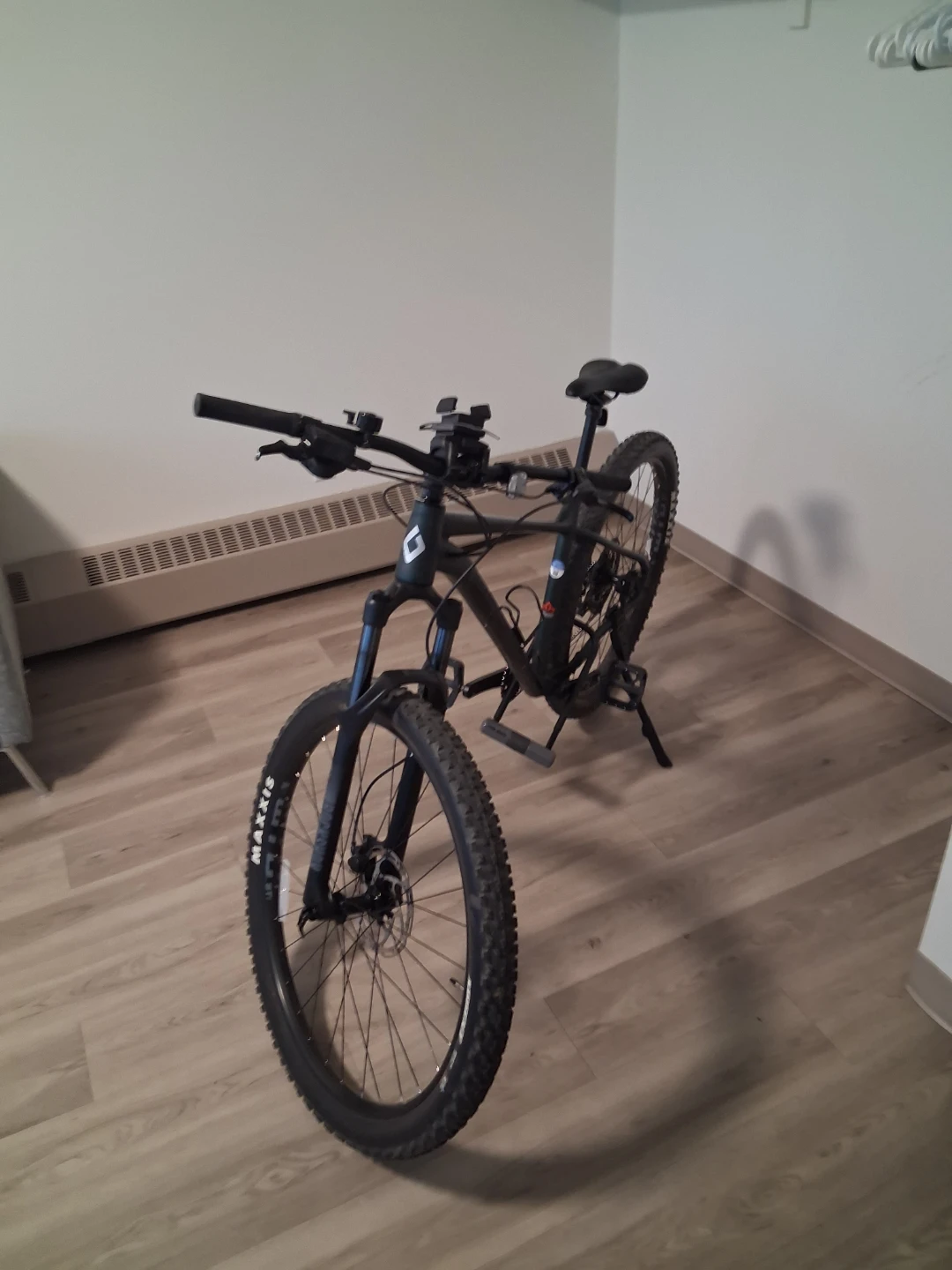 29" 700cc Diamondback Crimson Hardtail - photo 3