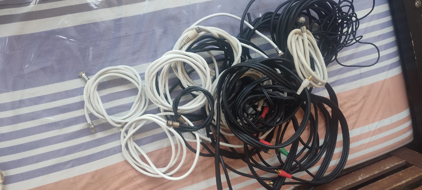 Assorted Coaxial and AV Cables - photo 3