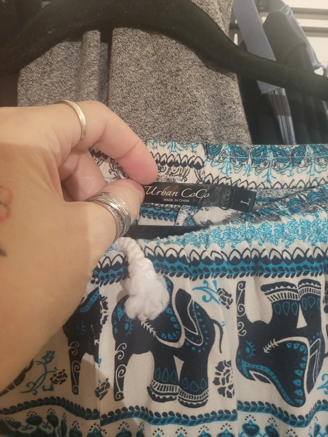 Urban CoCo Elephant Print Pants Size Large - photo 2