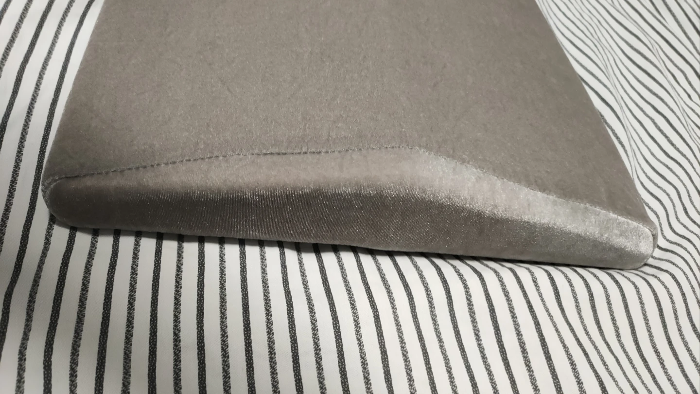 lumbar or Knee Support Pillow  with washable zipper cover - photo 2