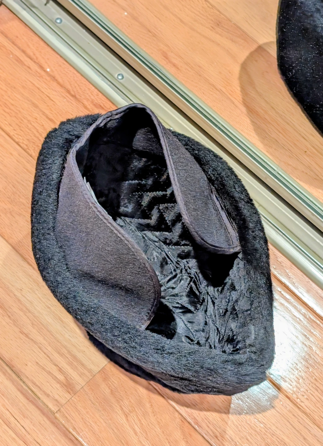 Men's black Mouton Fur Hat - photo 4