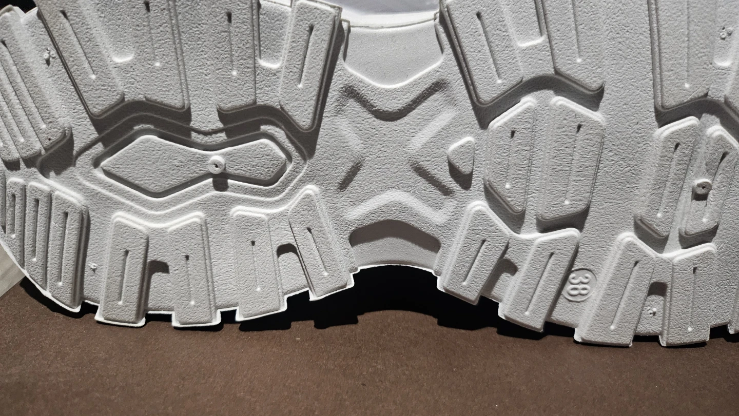 White Fashion Sneakers - photo 5