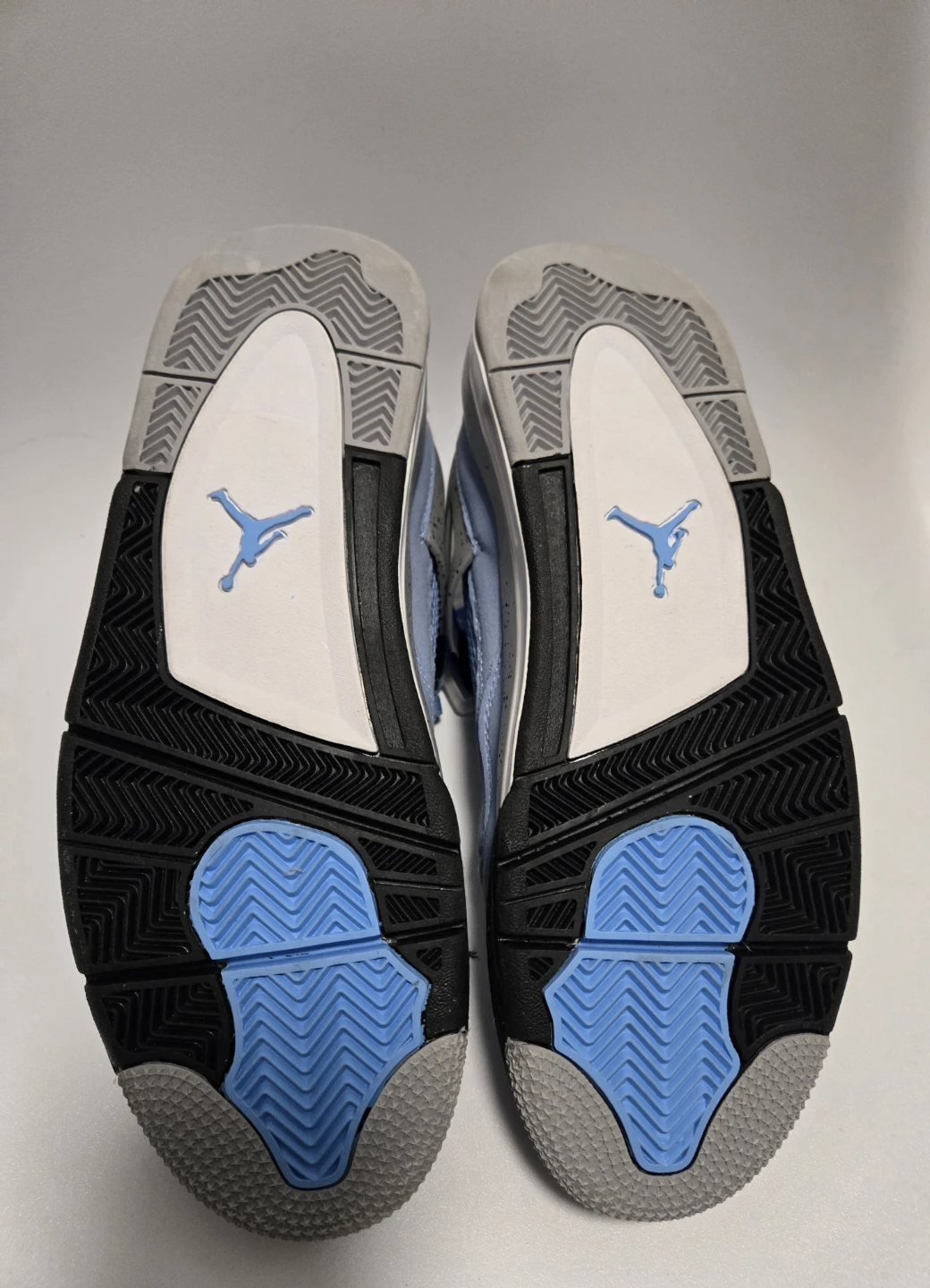 Jordan 4 Retro University Blue - photo 4