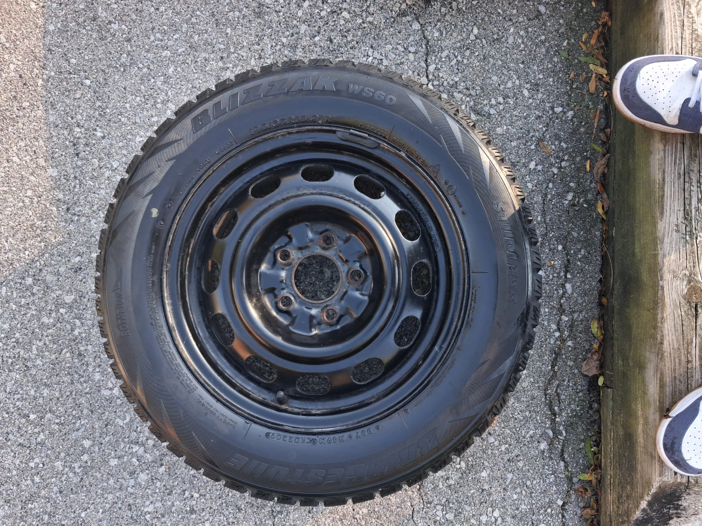 195/65/15, 5 x 114.3 Winter Tires on Steel Rims - photo 2