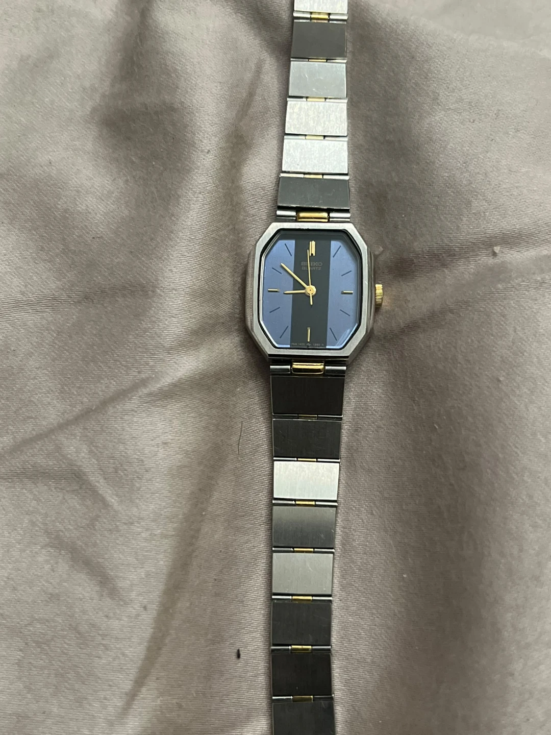 Seiko Quartz Two-Tone Women's Watch - photo 2