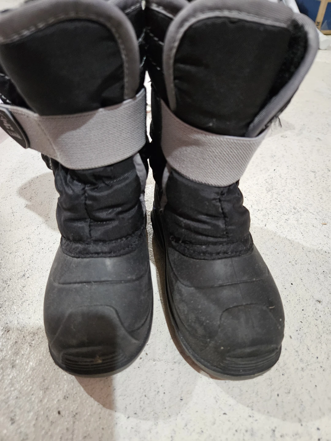 Kamik winter boots size 8