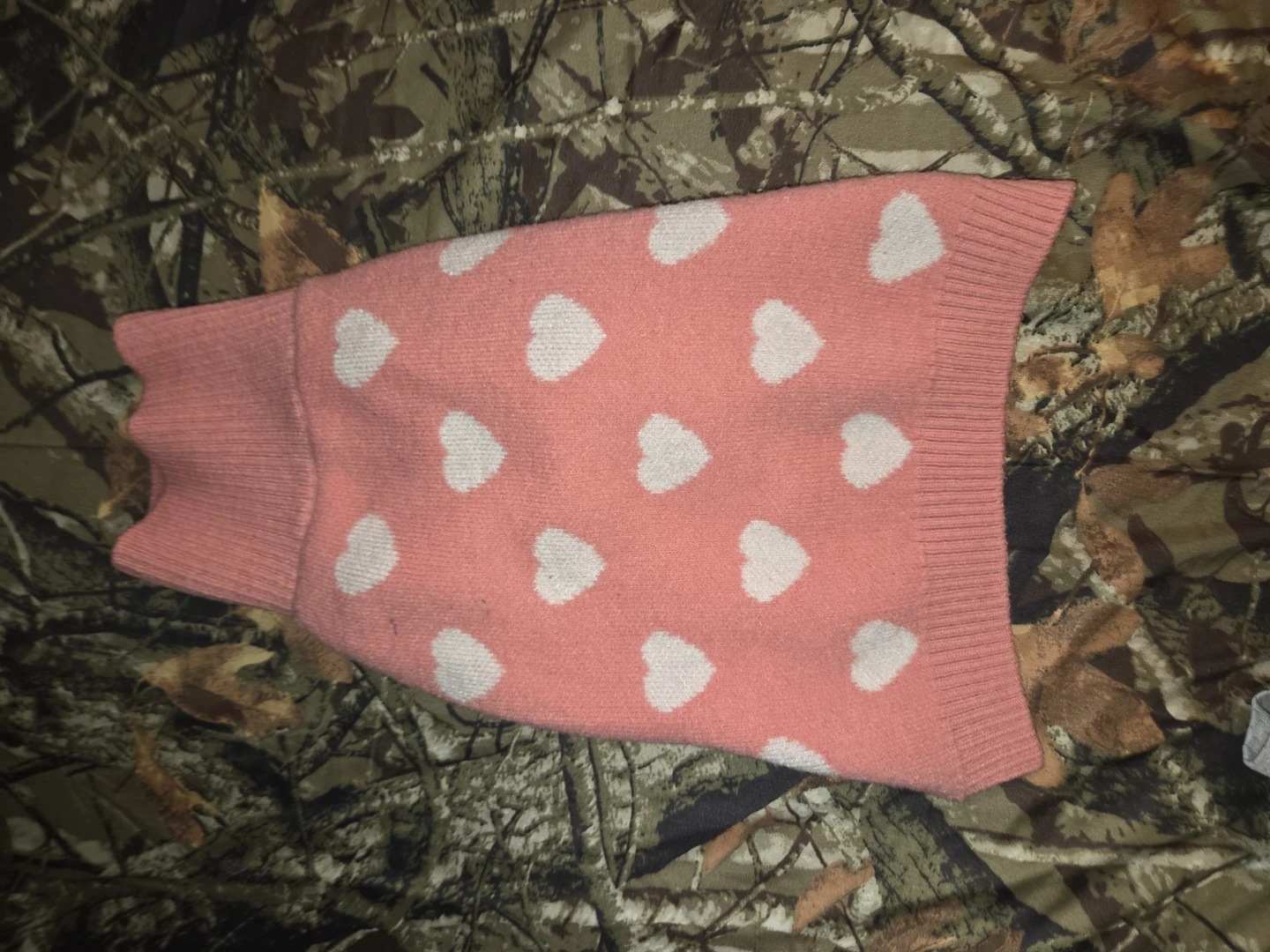 Pink W/ White Hearts Pet Sweater W/ Extended Neck in a Medium - photo 5