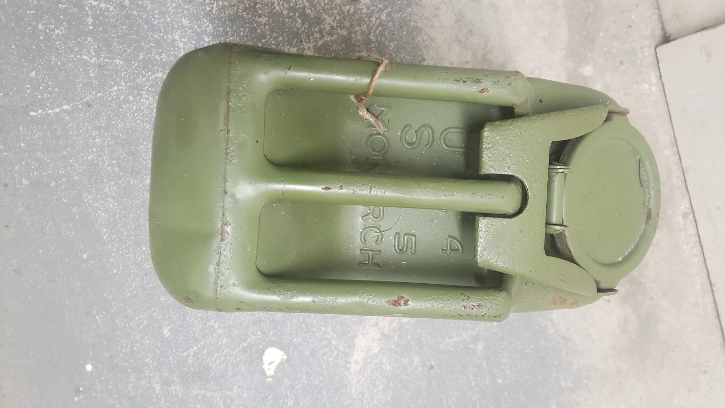Military gas can
