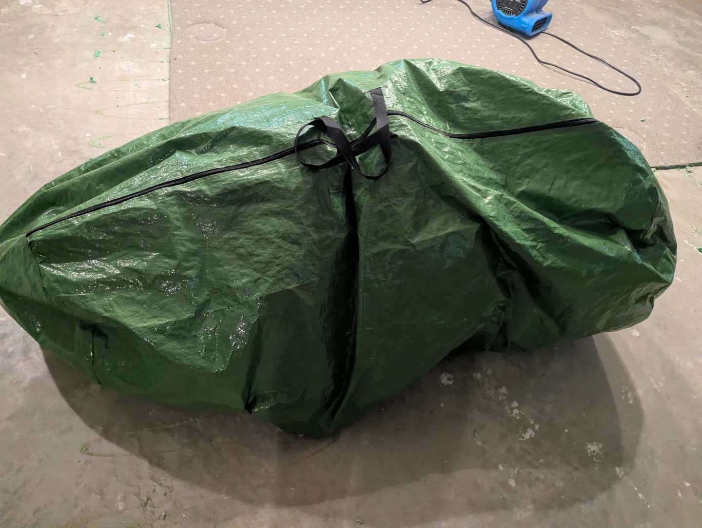 Artificial Christmas Tree about 7 feet with storage bag - photo 2