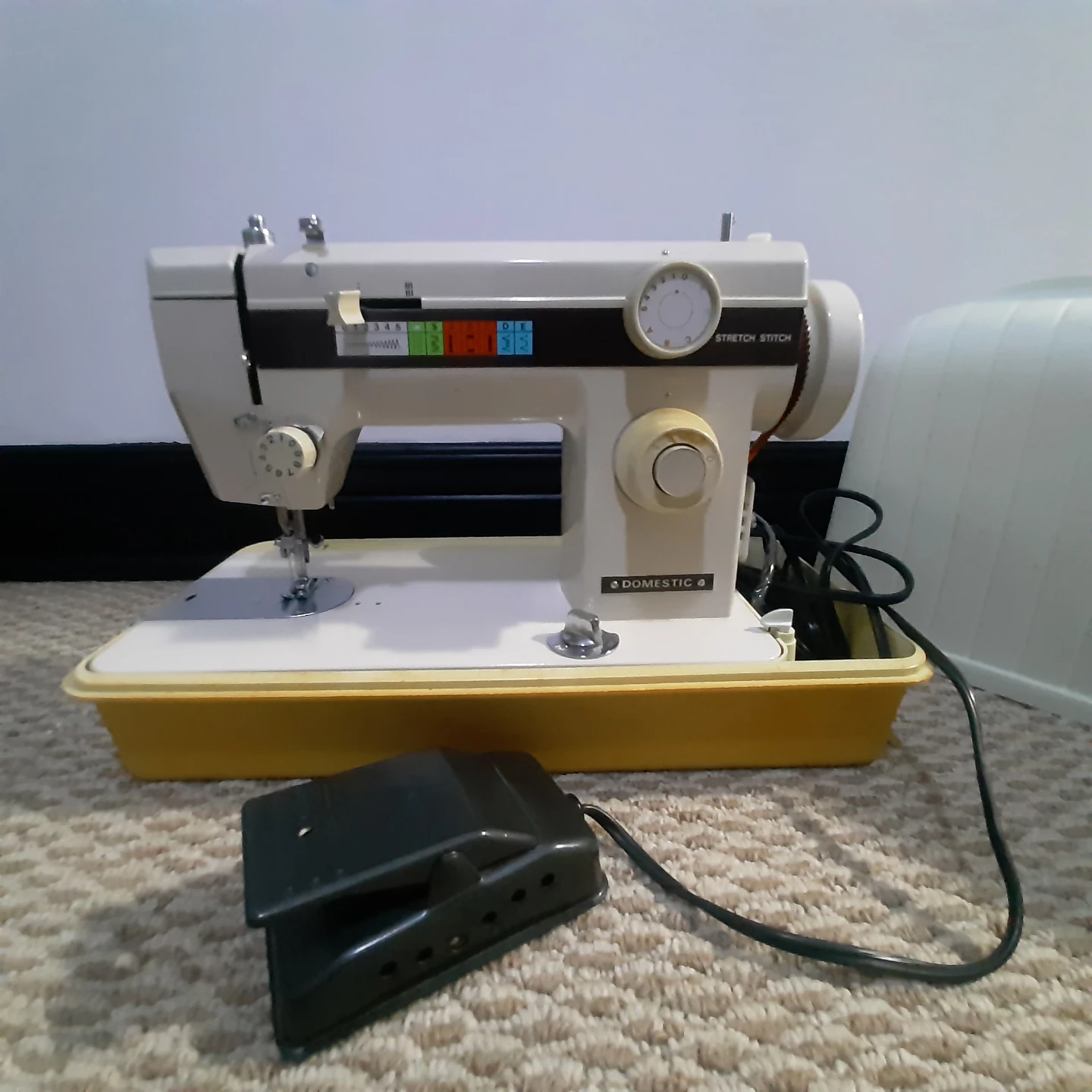 Vintage Domestic Sewing Machine - photo 2