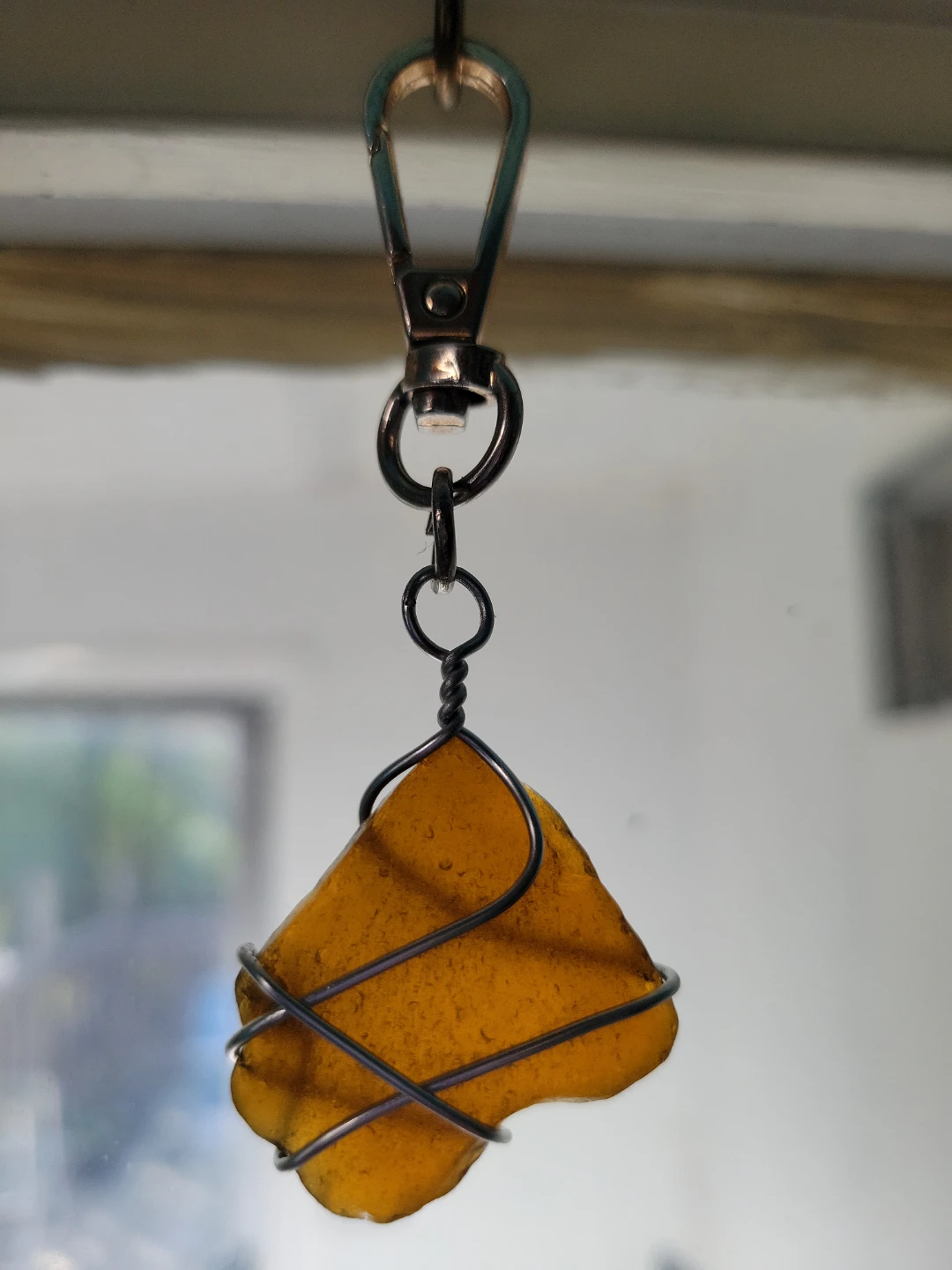 Vancouver seaglass pendant (amber) - photo 3