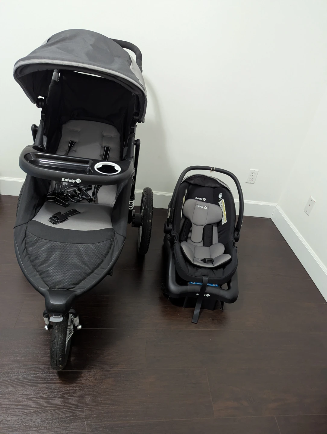 Safety 1st Stroller and Infant Car Seat Travel System