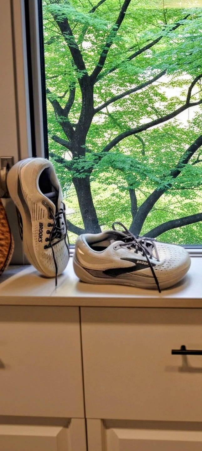 Brooks Ghost Max 3 Size 13 EE Rare Size!