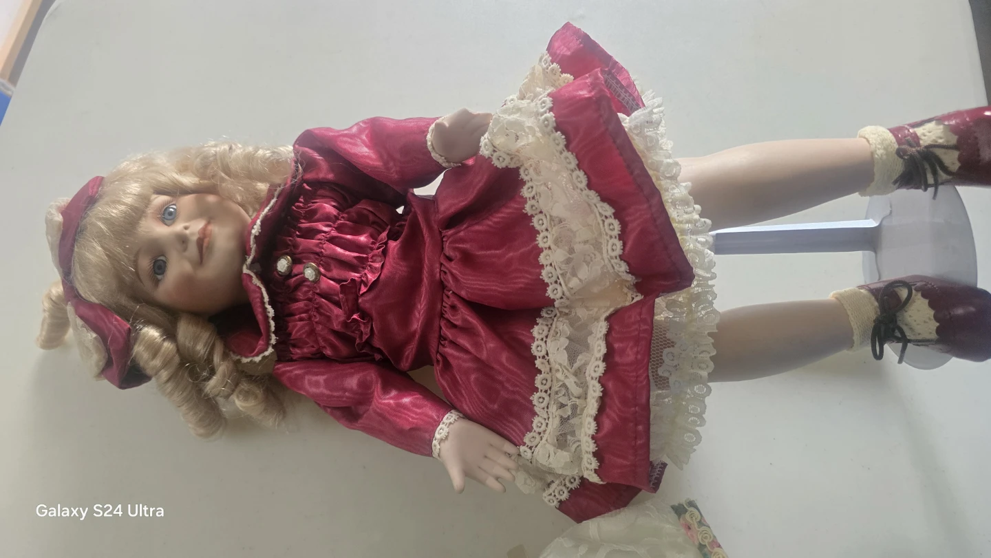 Two Vintage Porcelain Dolls - photo 2