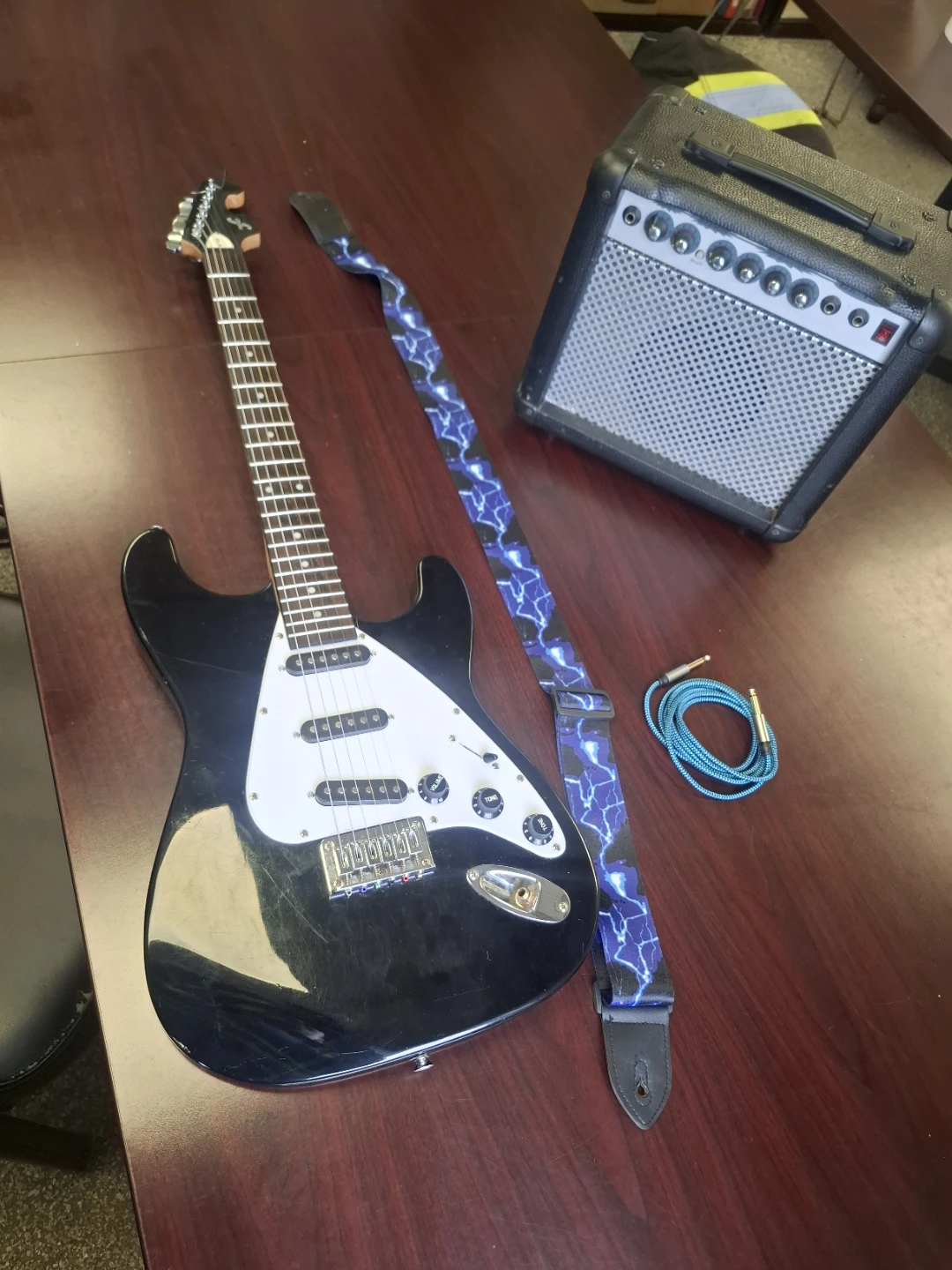 First Act ME 1959 Electric Guitar and Amp Set