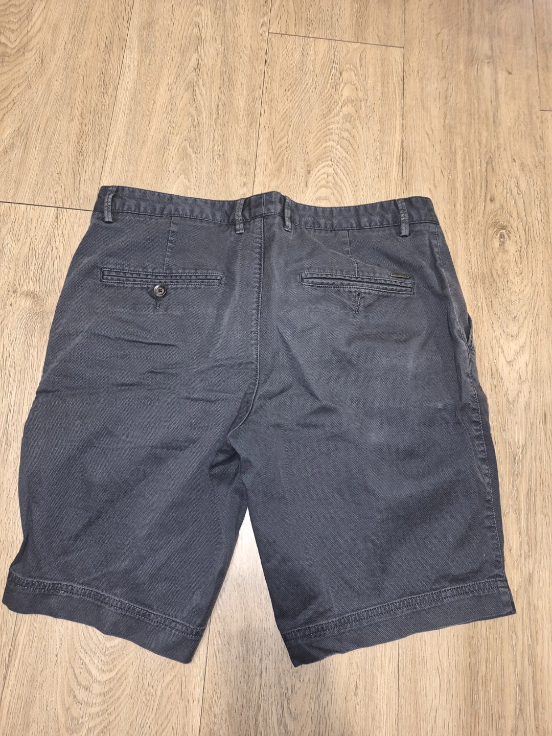 Hugo Boss Navy Blue Shorts size 32 M medium - photo 3