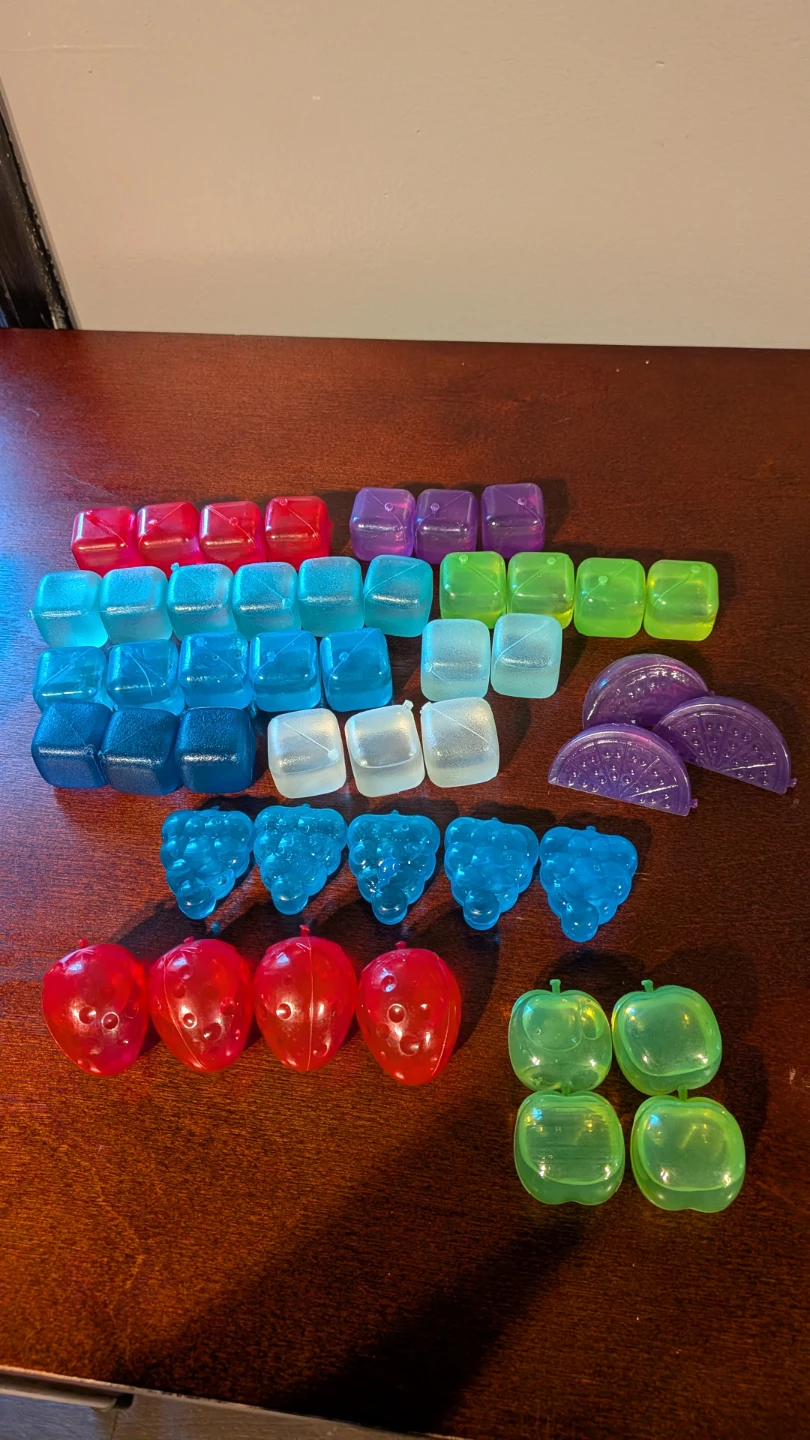 Reusable ice cubes
