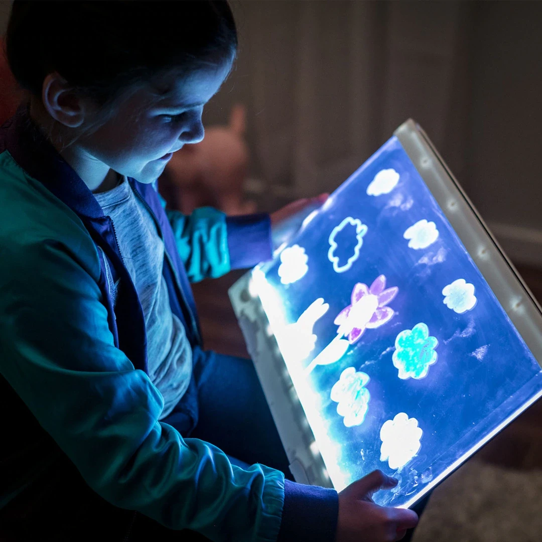 Crayola Ultimate Light Board - photo 2