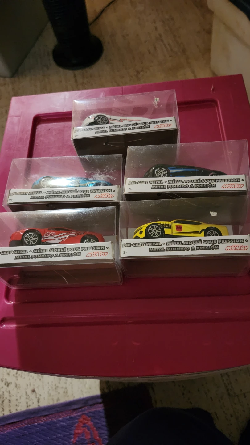 Set of 5 Montoy Die-Cast Metal Toy Cars - photo 2
