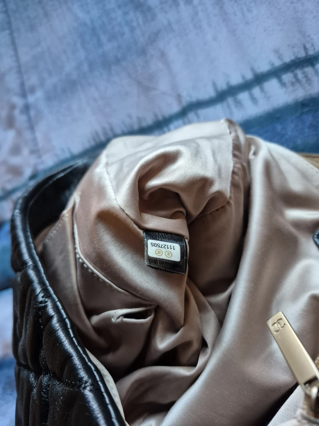 Vintage Chanel Hobo Purse/Bag - photo 3