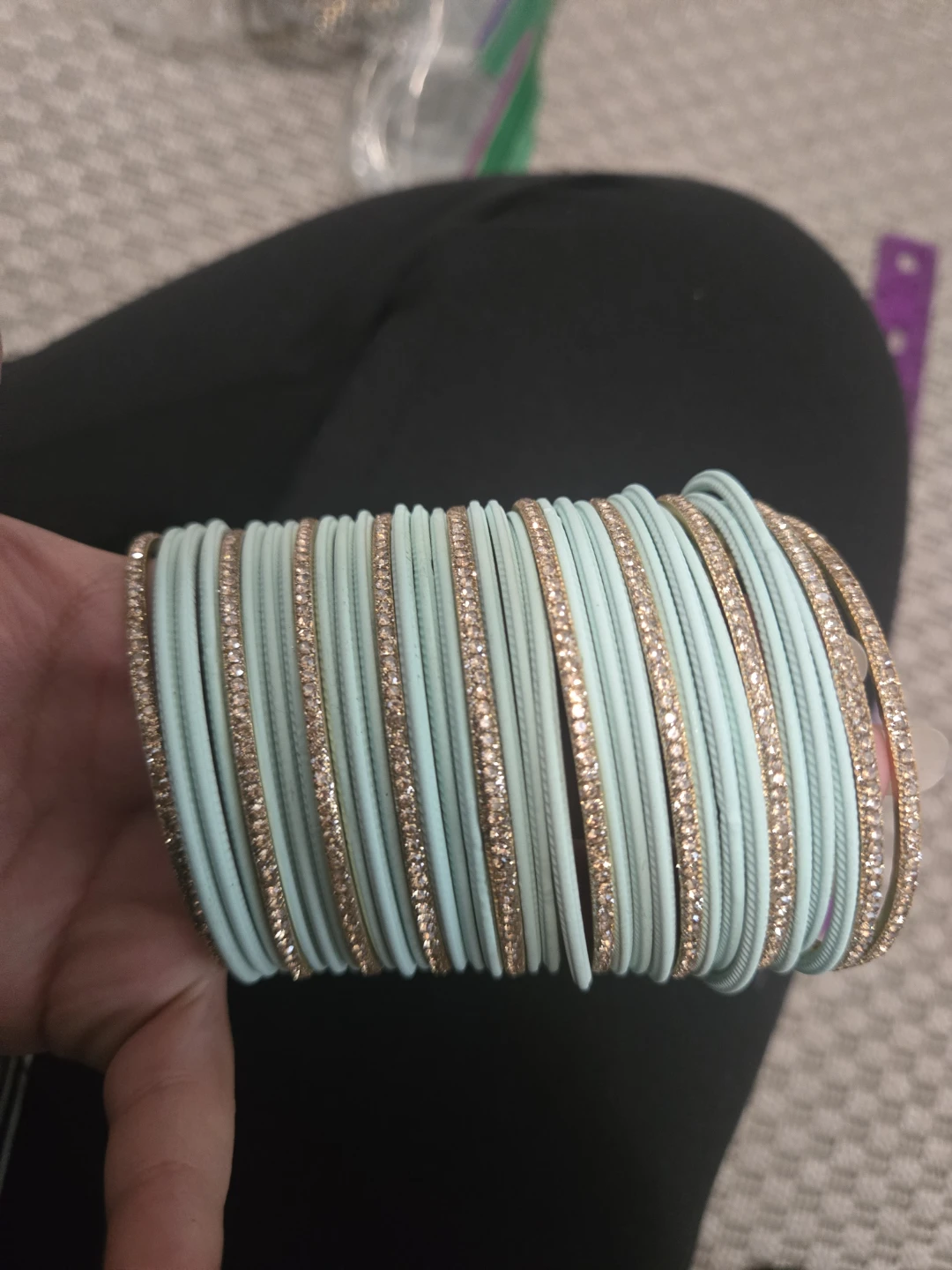 Set of mint green and gold tone bangles - photo 2