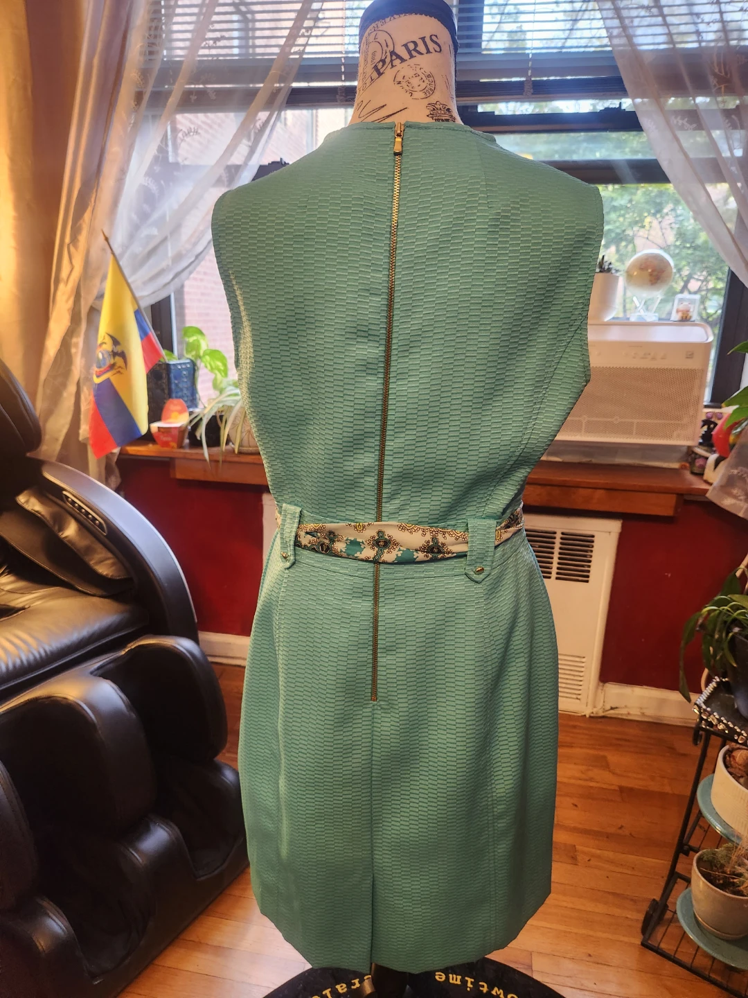 TAHARI New Petite Turquoise Textured Belted Sheath Dress - photo 3