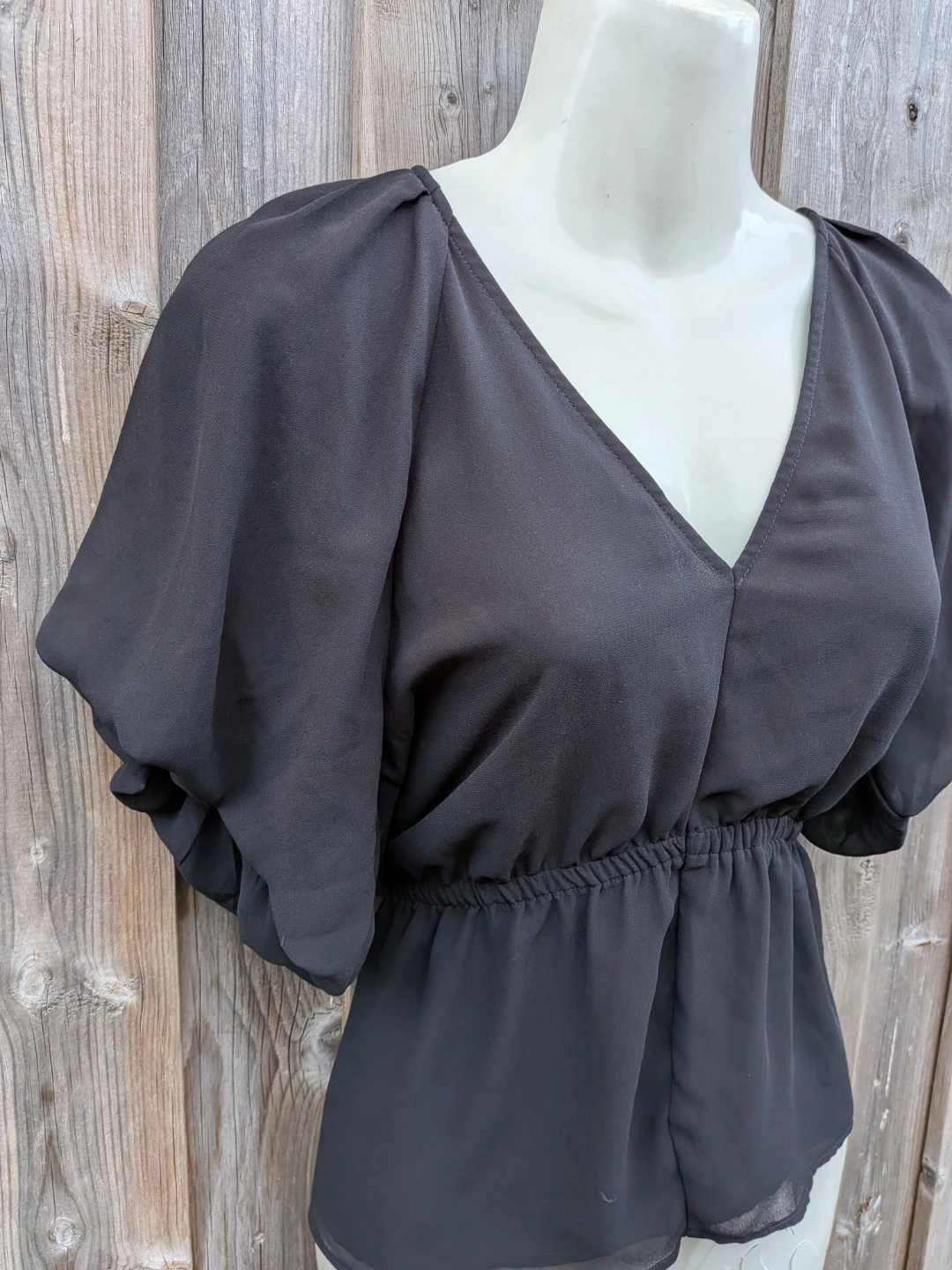 Black delicate V-Neck Puff Sleeve Blouse sz Med - photo 2