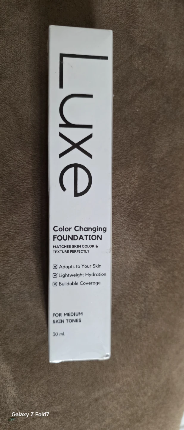 Luxe Color Changing Foundation - Medium Skin Tones