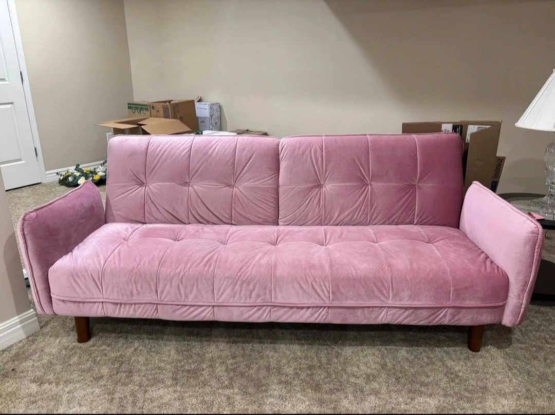 Free delivery pink velvet sofa - photo 2